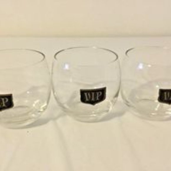 Set Of Three Vintage Clear Rounded Rocks Low Ball Glass Grey & Silver Etched VIP - Picture 7 of 7